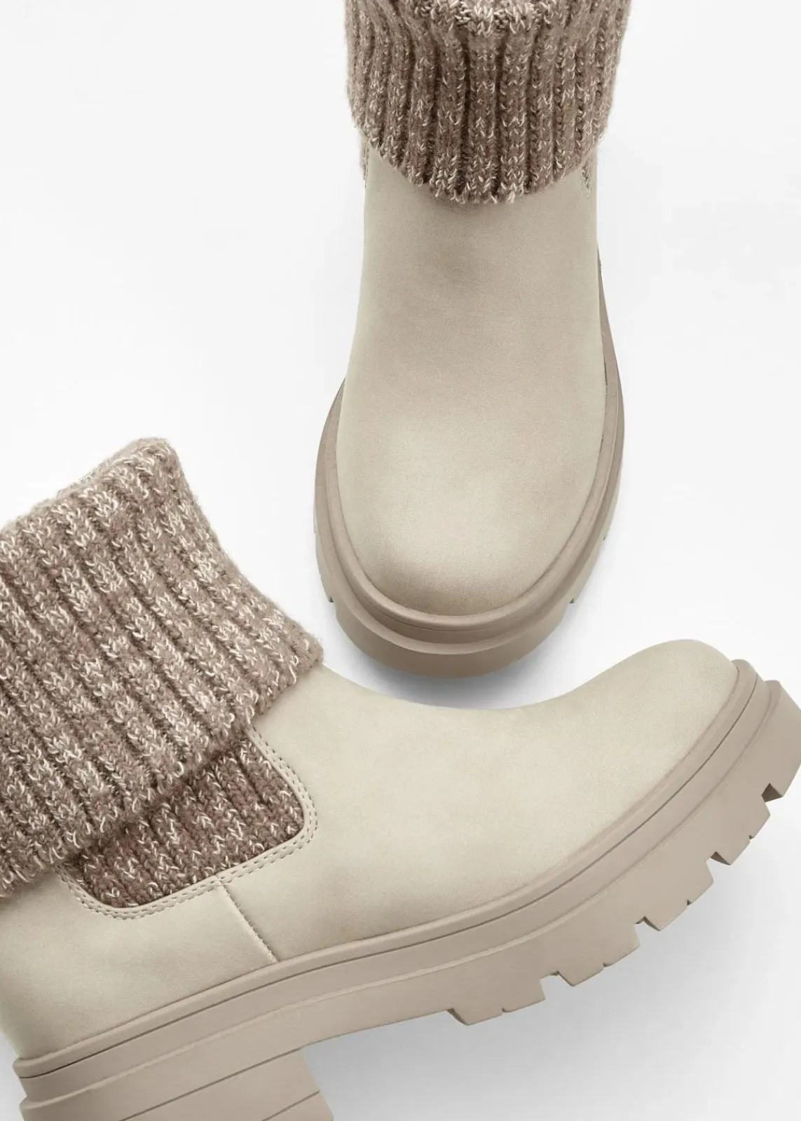 bonprix Gefütterte Winterschuhe|Stiefeletten^Chelsea Boot beige