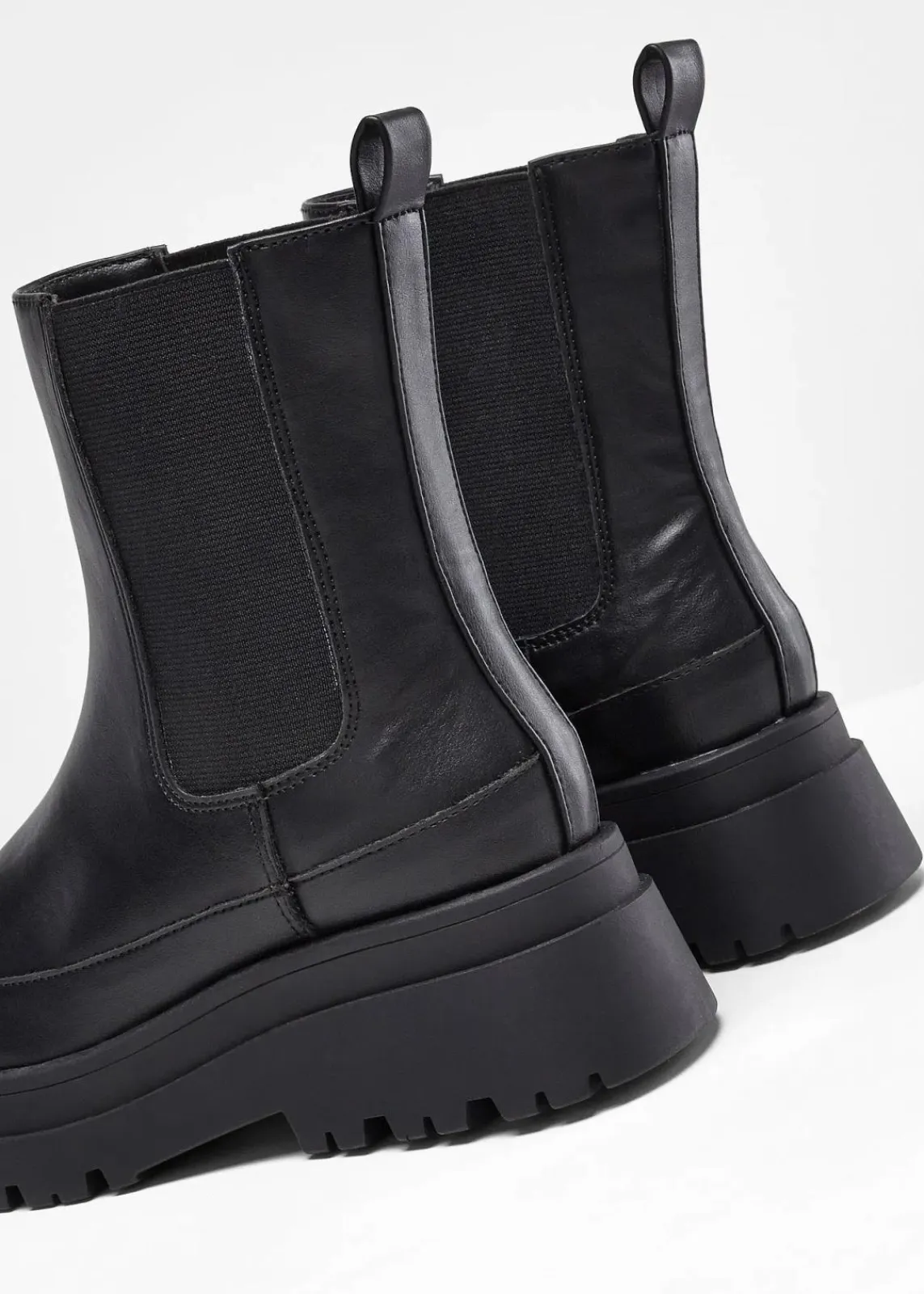 bonprix Komfortschuhe|Stiefeletten^Chelsea-Boots schwarz