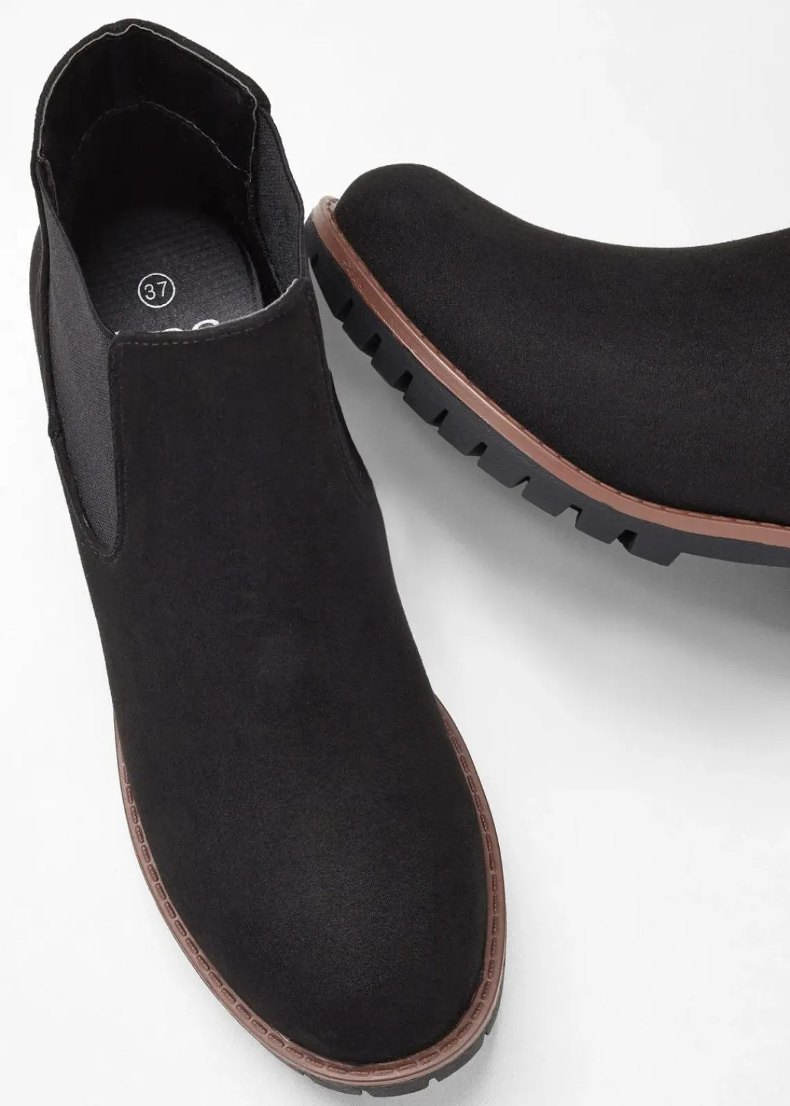 bonprix Schuhe & Accessoires In Spezialgrößen·Schuhe In Übergröße|Schuhe & Accessoires In Spezialgrößen·Elastischer Schaft^Chelsea-Boots mit Profilsohle schwarz
