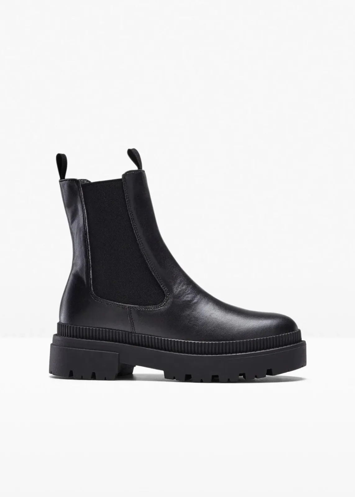 bonprix Stiefeletten|Boots^Chelsea-Boots mit Profilsohle schwarz