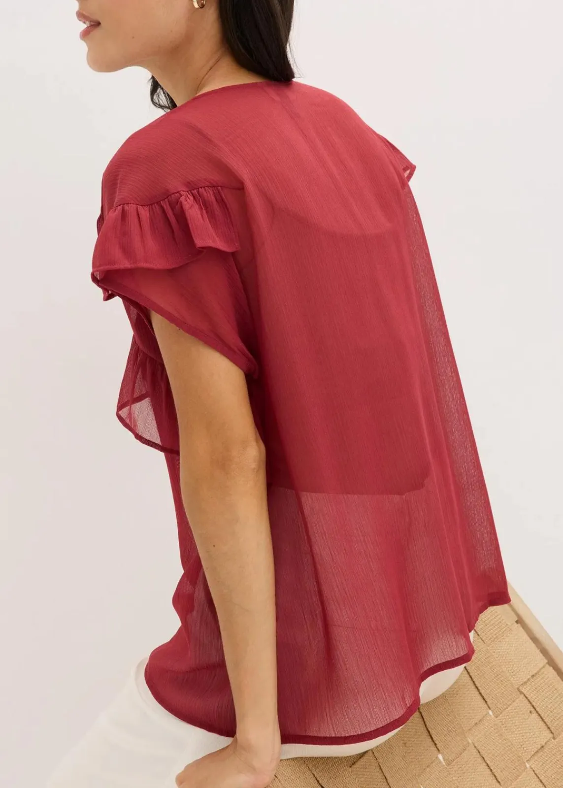 bonprix Bekleidung·Jacken & Mäntel|Blusen & Tuniken^Chiffonbluse mit Volants pflaumenrot