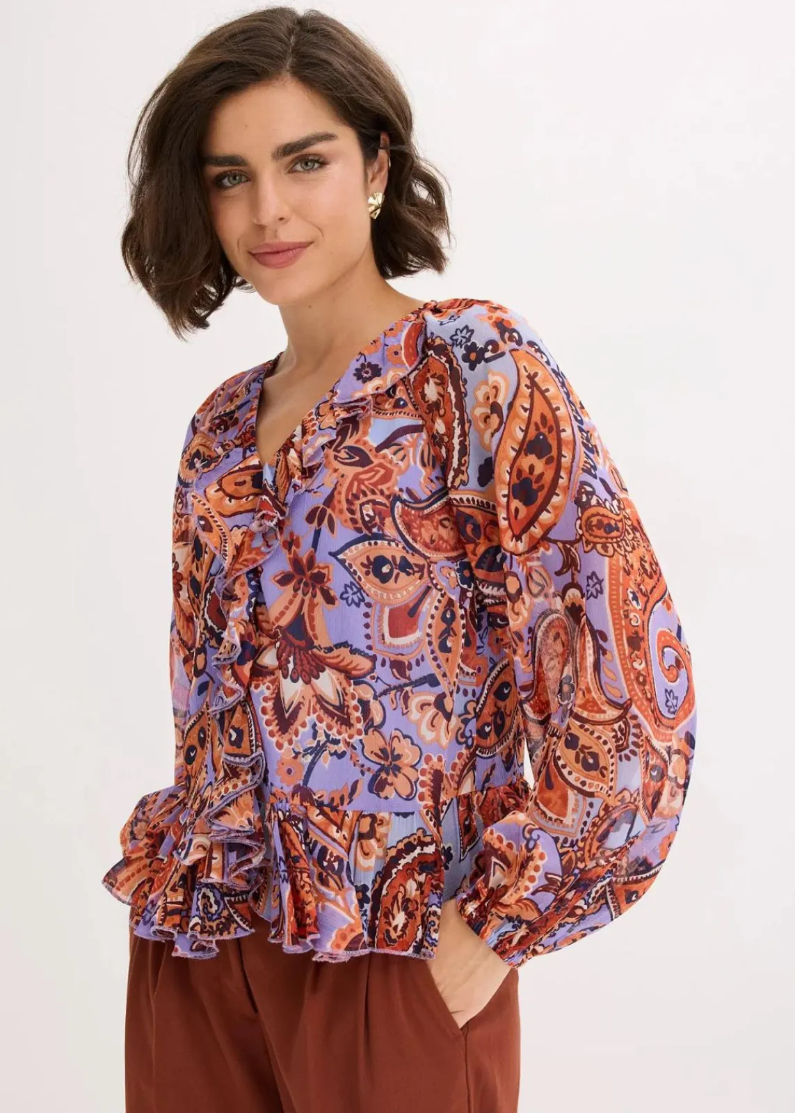 bonprix Bekleidung·Jacken & Mäntel|Blusen & Tuniken^Chiffonbluse mit Volants quarzrot/perlblau paisley