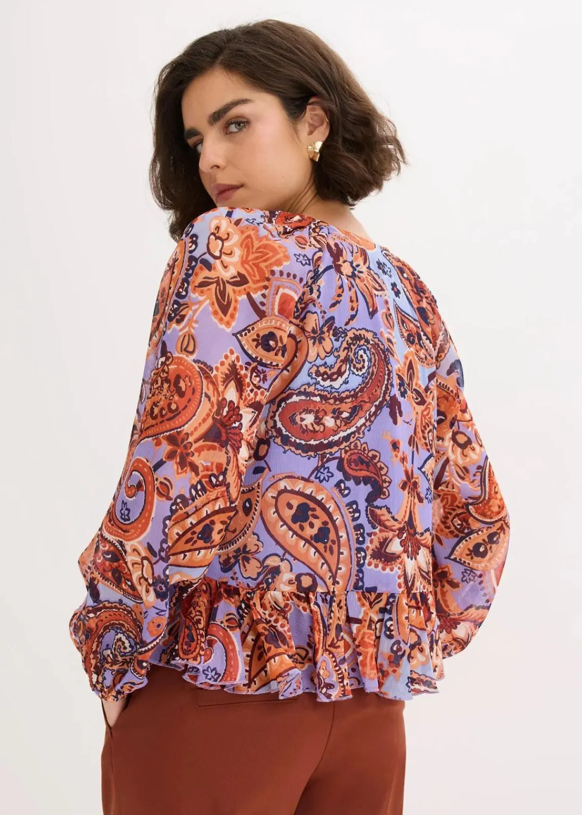 bonprix Bekleidung·Jacken & Mäntel|Blusen & Tuniken^Chiffonbluse mit Volants quarzrot/perlblau paisley