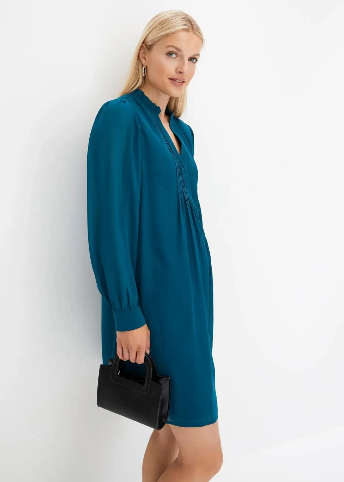 bonprix Nachhaltigere Materialien|Kleider^Chiffonkleid petrol