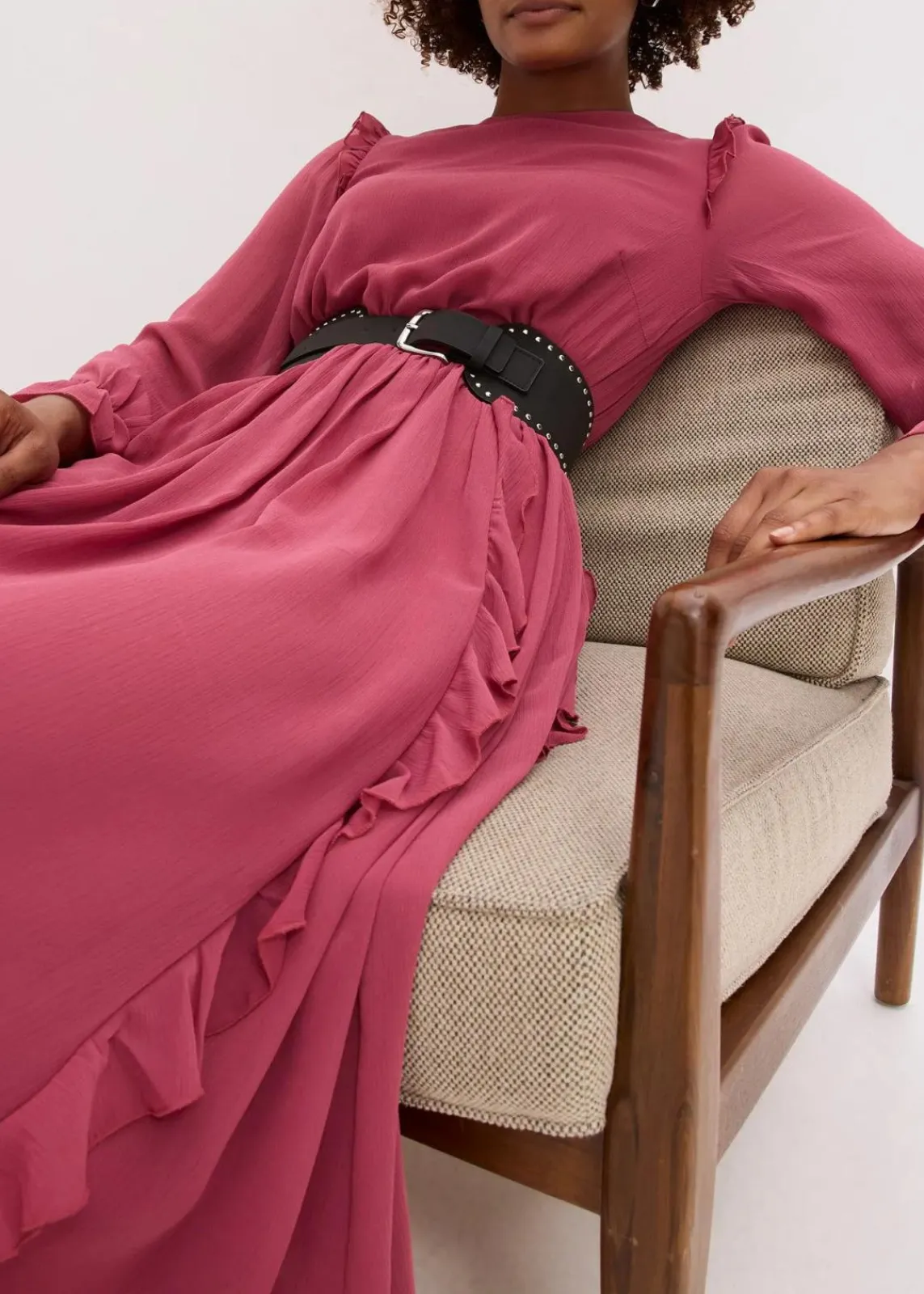 bonprix Bekleidung·Pullover & Strickjacken|Kleider^Chiffonkleid mit Volants waldbeere
