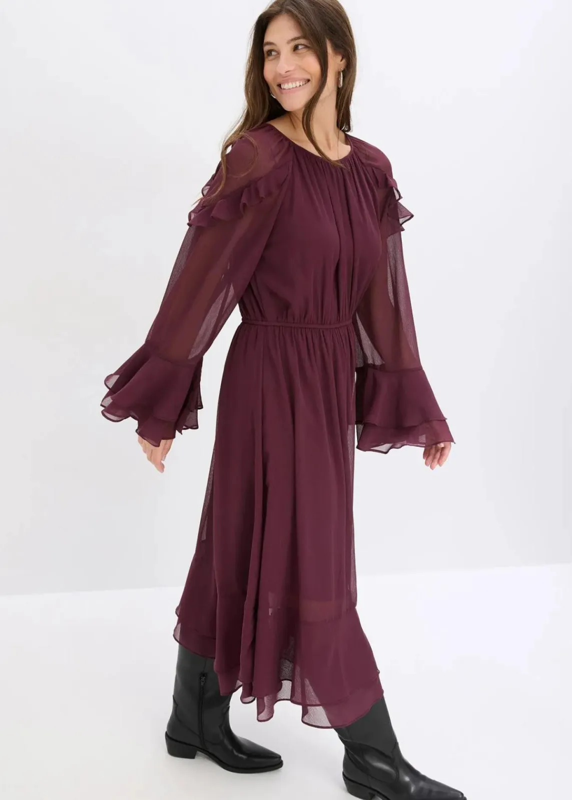 bonprix Bekleidung·Pullover & Strickjacken^Chiffonkleid mit Volants weinrot