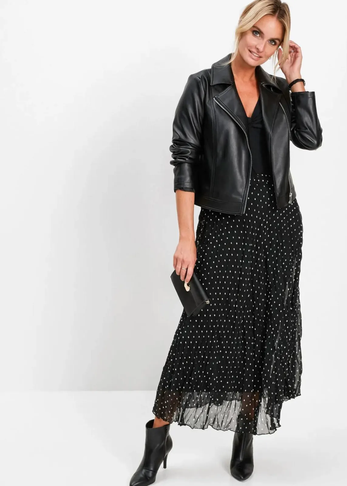 bonprix Bekleidung·Sportbekleidung|Nachhaltigere Materialien^Chiffon-Rock in Crash-Optik schwarz/weiß gepunktet