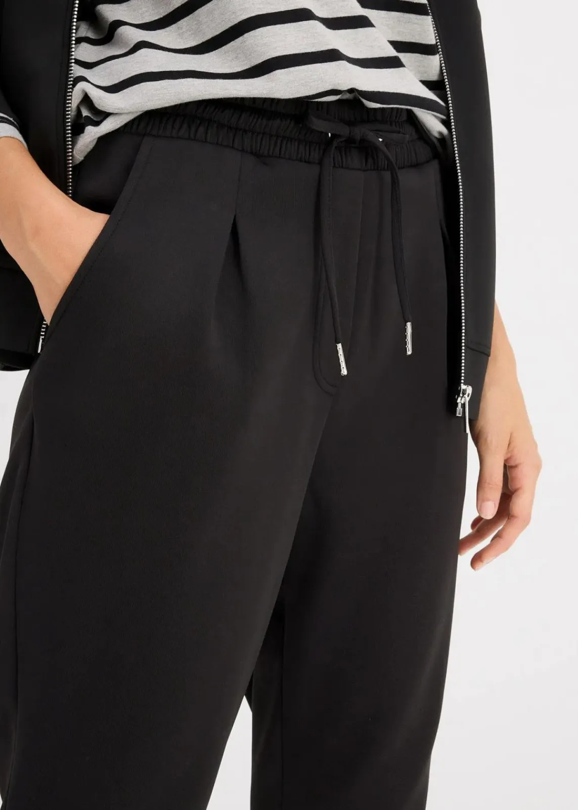 bonprix Nachhaltigere Materialien|Hosen^Chinohose aus Scuba schwarz