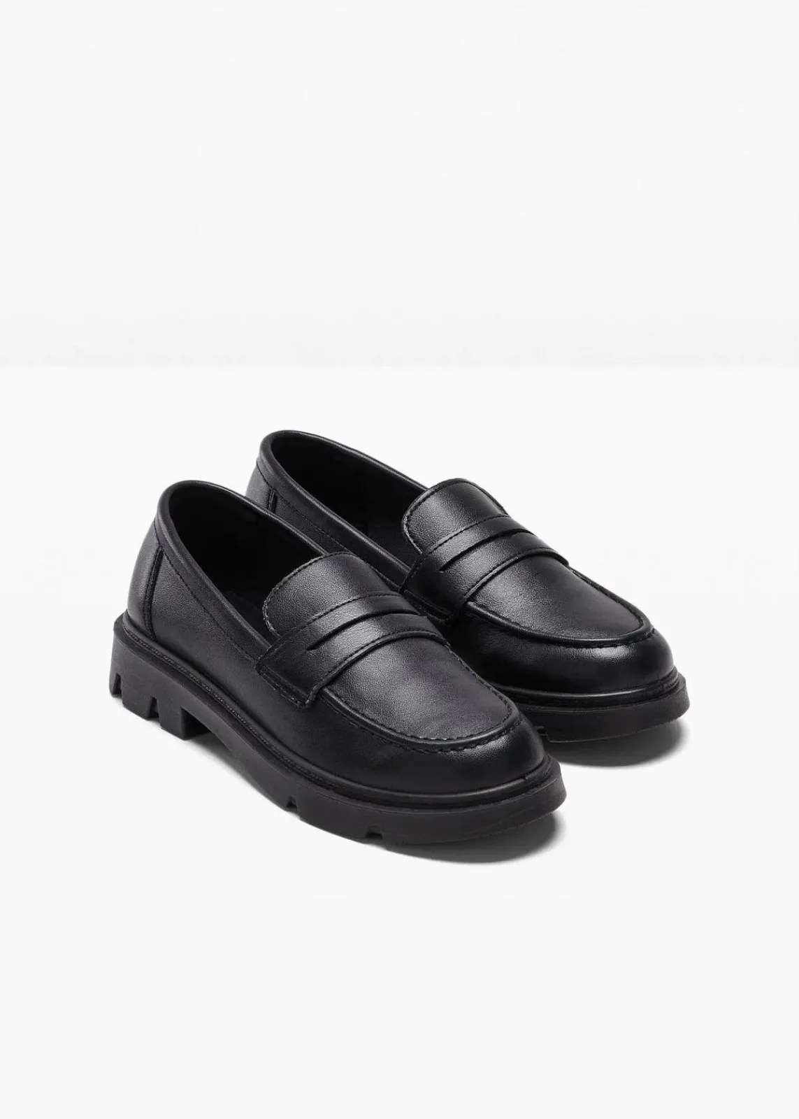 bonprix Slipper & Halbschuhe|Loafer^Chunky Loafer mit leichter Sohle schwarz