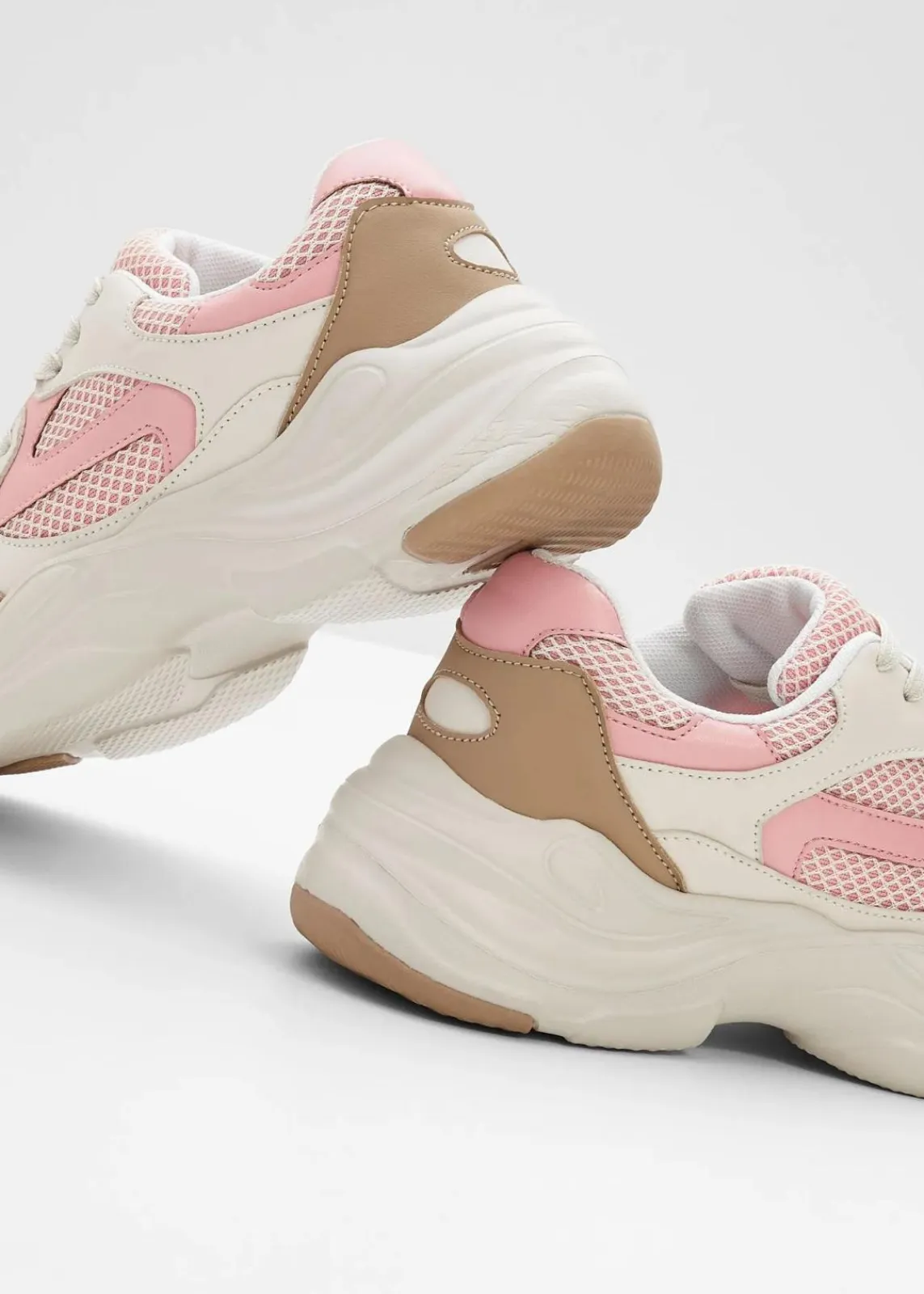 bonprix Sneaker^Chunky Sneaker mit leichter Sohle natur/softrosa/grünbeige