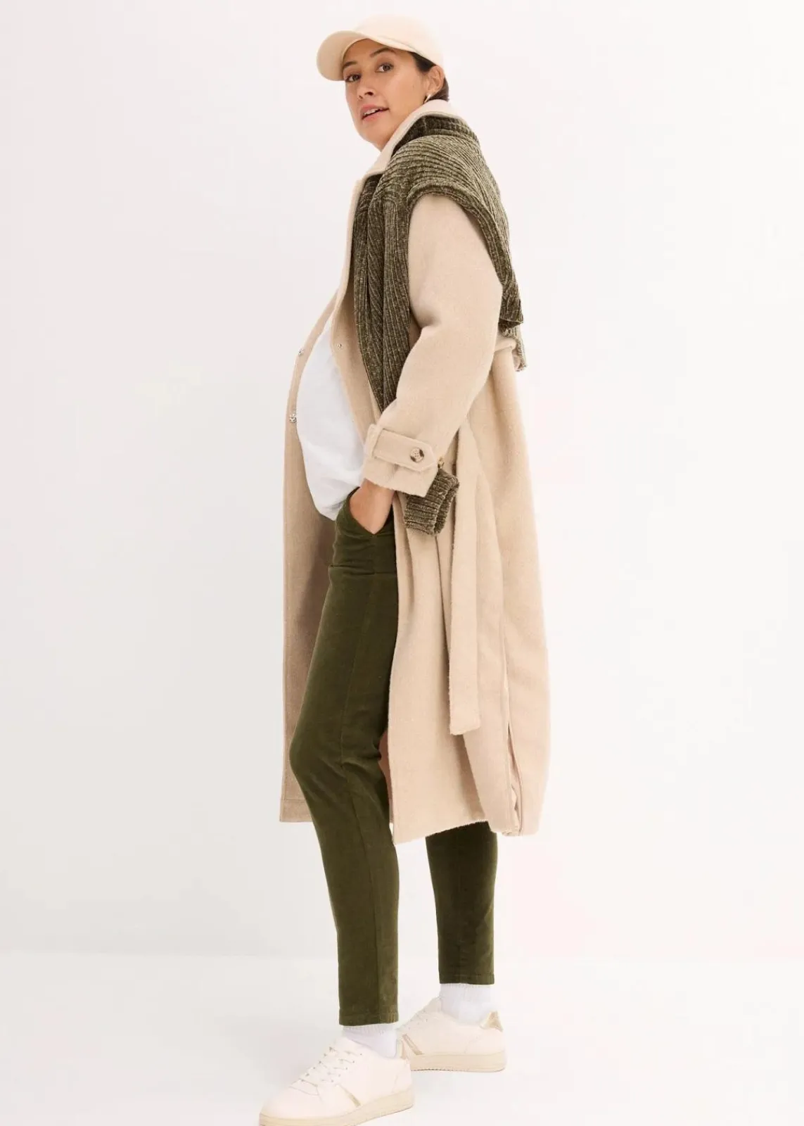 bonprix Bekleidung·Blazer|Umstandsmode^Cordhose dunkeloliv