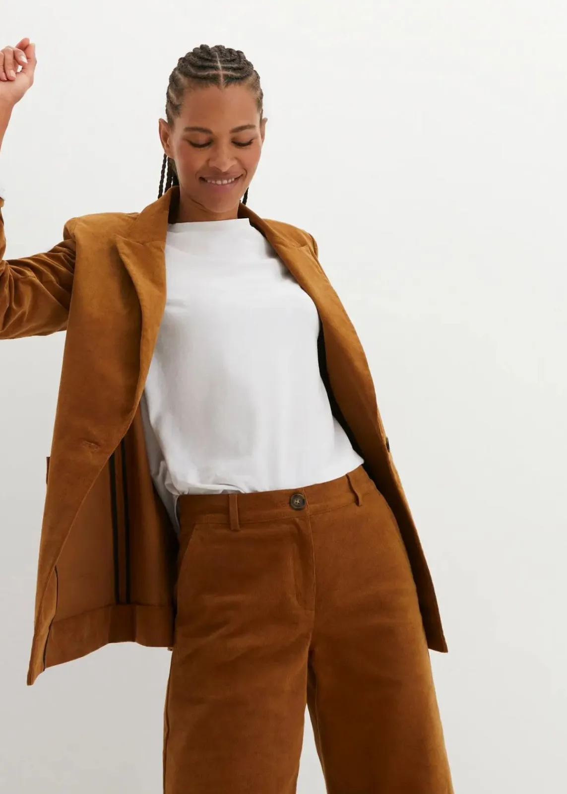 bonprix Nachhaltigere Materialien|Hosen^Cordhose aus Bio-Baumwolle mit Stretch cognac braun