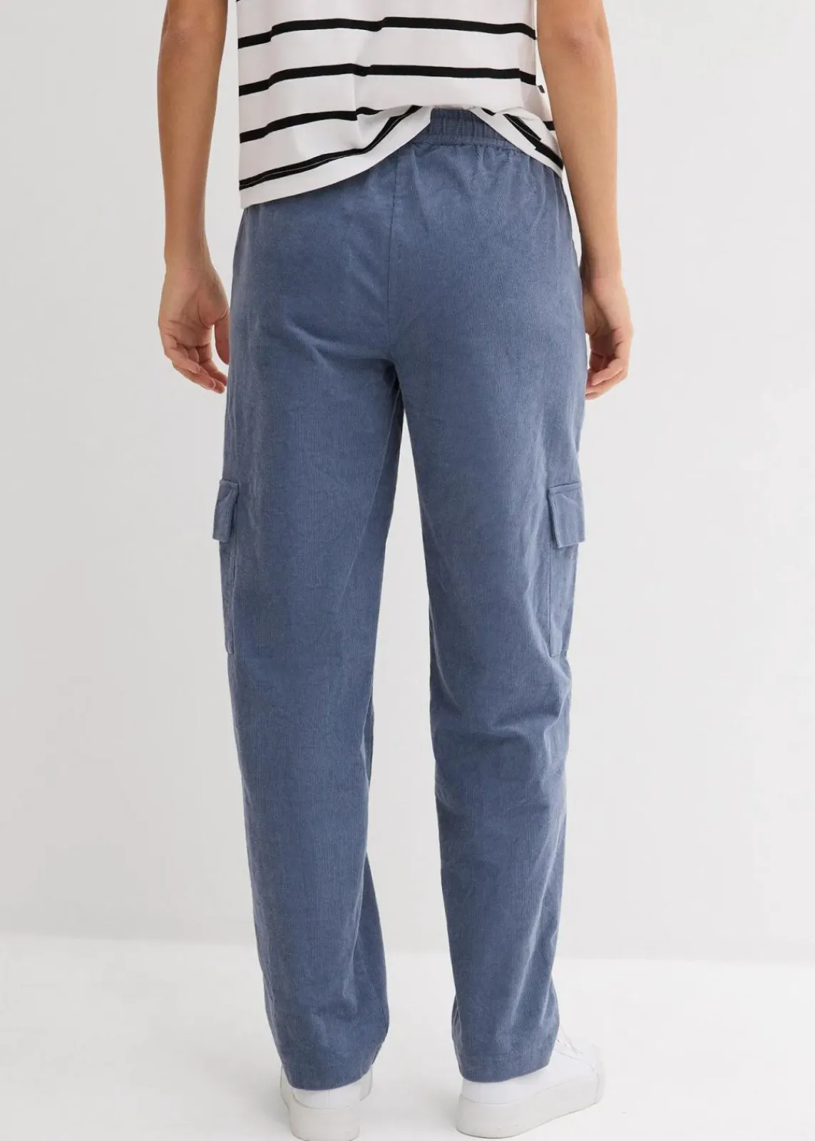 bonprix Bekleidung·Kleider|Hosen^Cordhose im Barrel-Shape rauchblau
