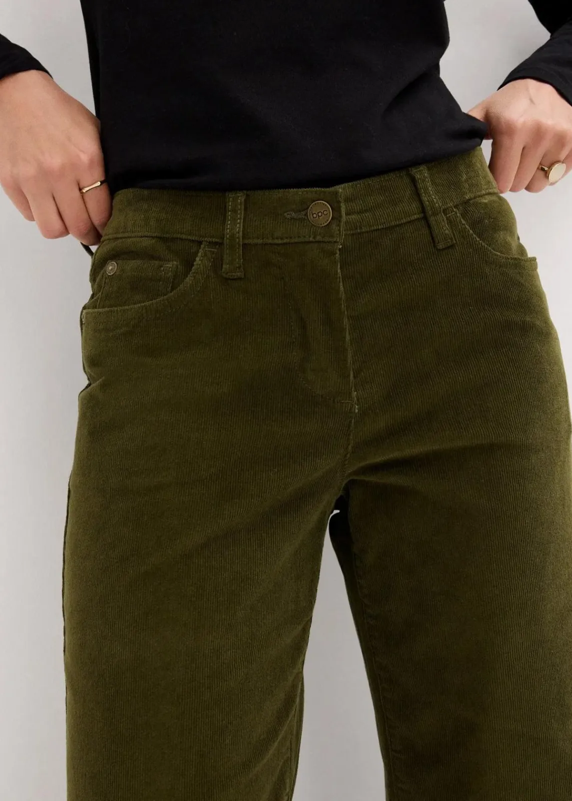 bonprix Hosen|Bekleidung·Kleider^Cordhose im Marlene-Stil dunkeloliv