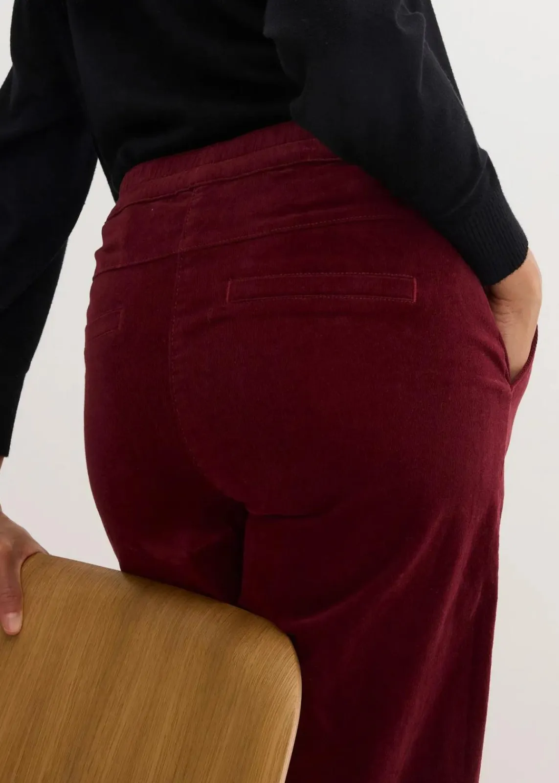bonprix Hosen|Bekleidung·Kleider^Cordhose mit Bequembund, High Waist dunkelbeere
