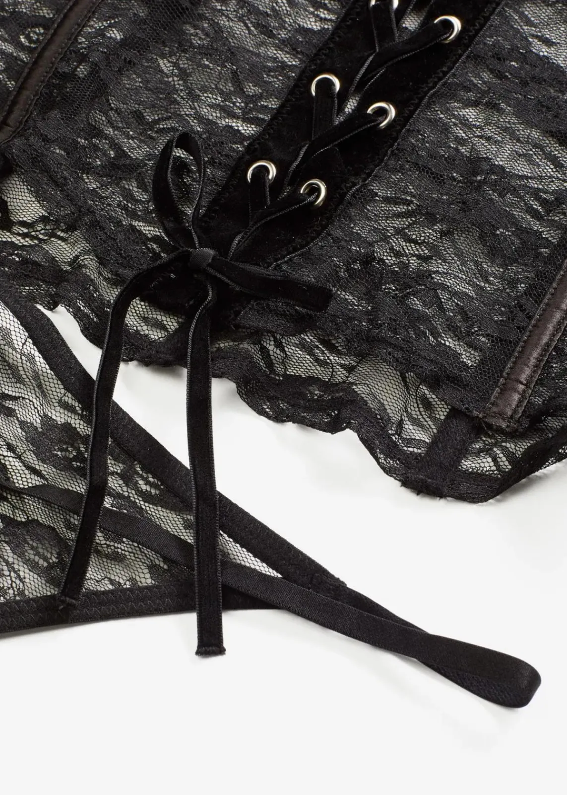 bonprix Wäsche·Erotikwäsche|Erotikwäsche^Corsage + String aus Spitze (2-tlg.Set) schwarz