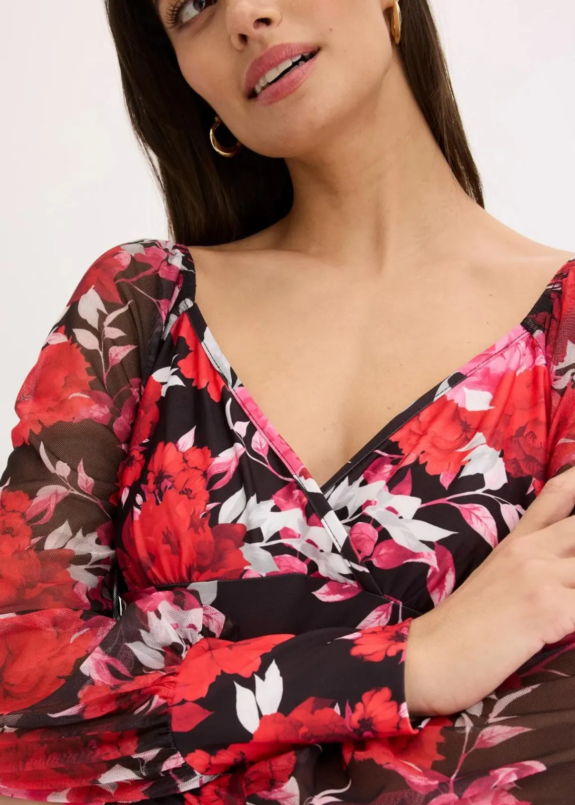 bonprix Bekleidung·Jacken & Mäntel|Blusen & Tuniken^Cropped Blusentop schwarz geblümt