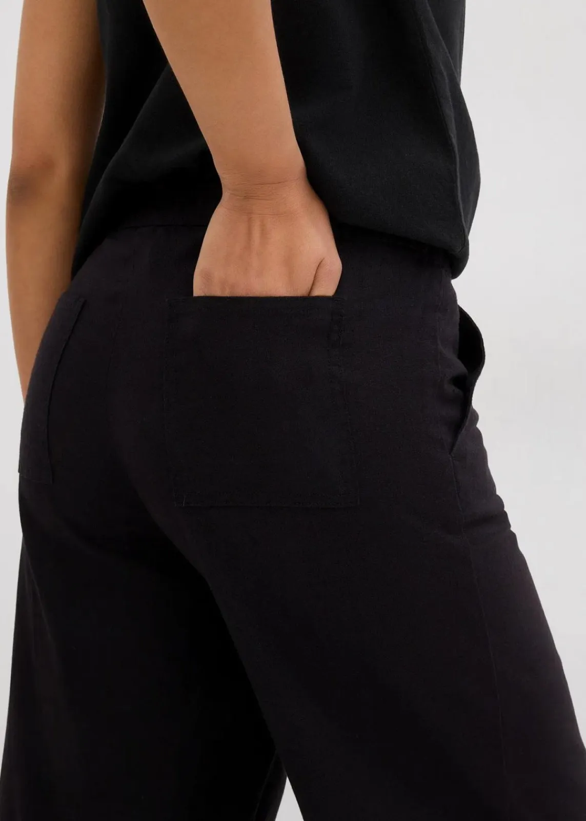 bonprix Bekleidung·Kleider|Hosen^Culotte mit elastischem Bund aus Viskose-Mix schwarz