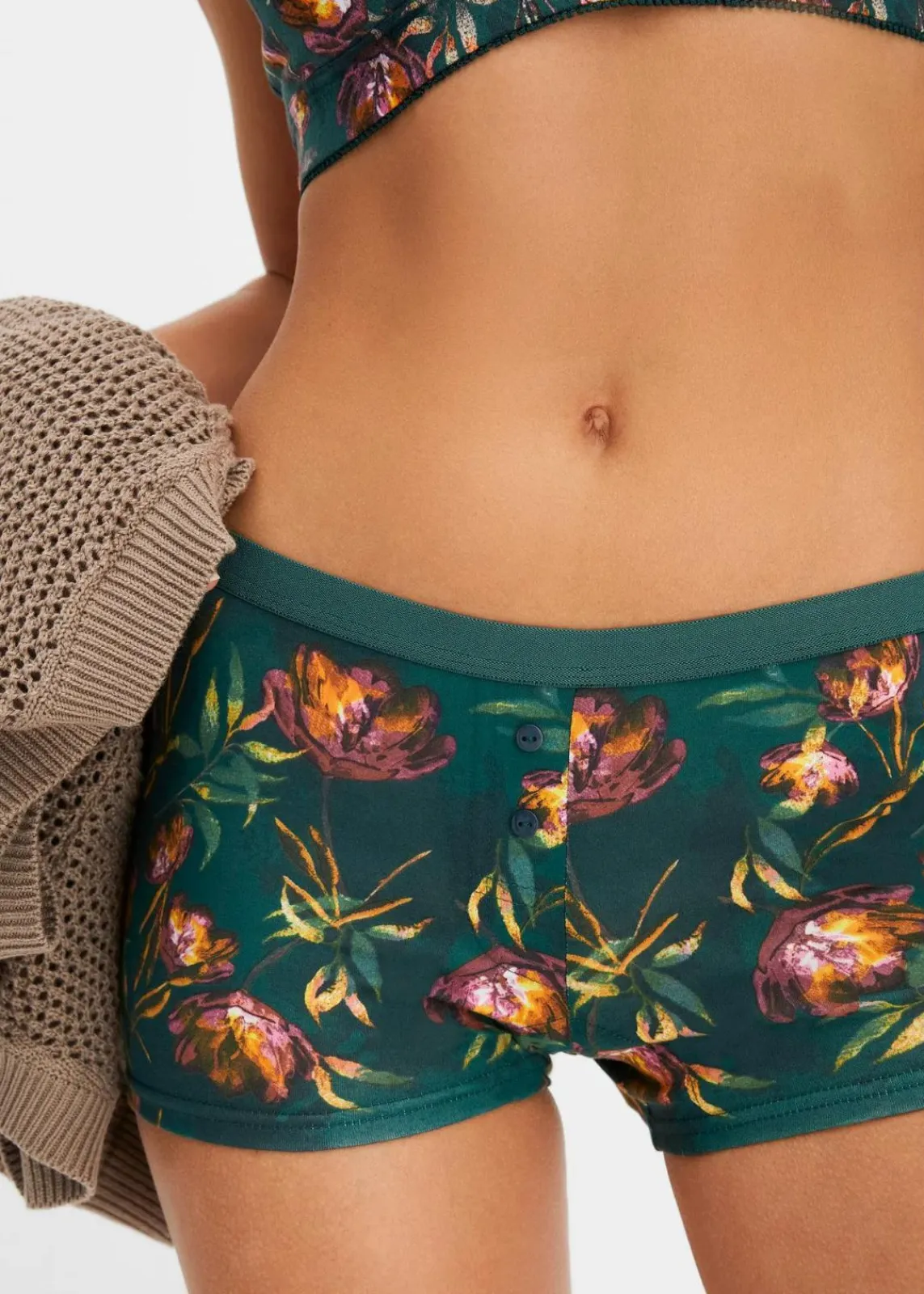 bonprix Wäsche·Baumwollunterwäsche|Nachhaltigere Materialien^Damen Boxer mit Bio-Baumwolle (4er Pack) mattgruen geblümt + waldbeere