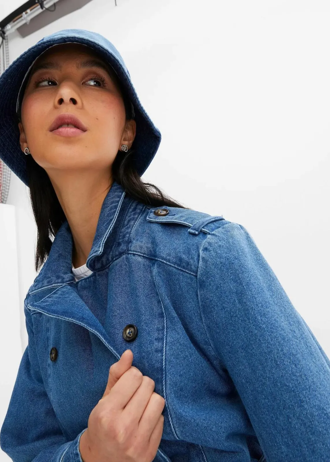 bonprix Bekleidung·Hosen|Jacken & Mäntel^Denim Trenchcoat mittelblau denim