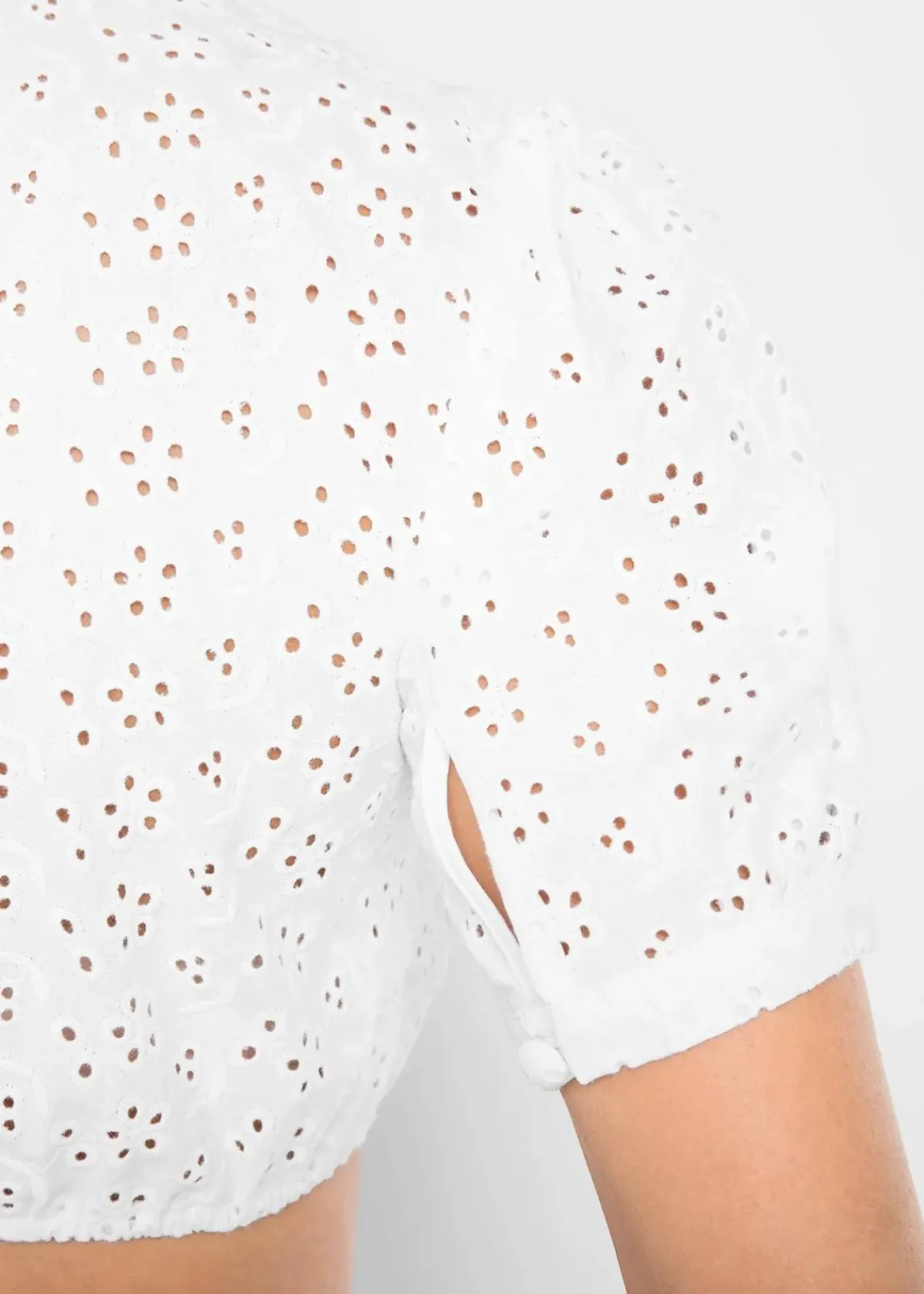 bonprix Bekleidung·Jacken & Mäntel|Blusen & Tuniken^Dirndlbluse mit Lochspitze weiß