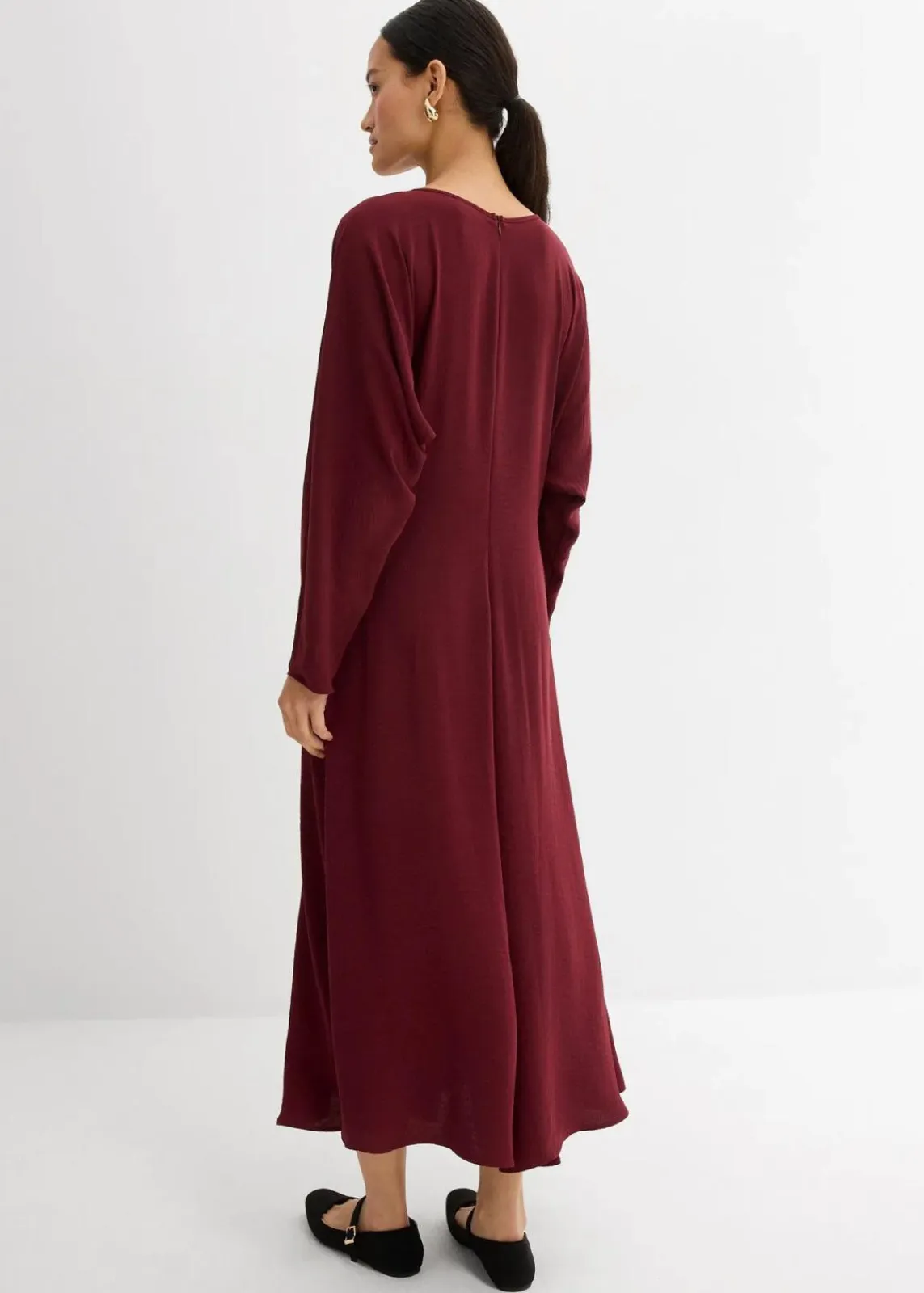 bonprix Kleider|Bekleidung·Pullover & Strickjacken^Drapiertes Midikleid ahornrot