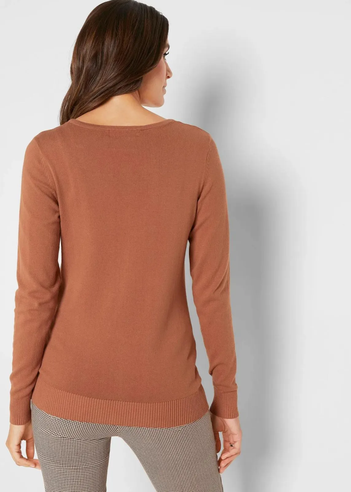 bonprix Pullover & Strickjacken|Basics^Enge Feinstrickjacke kastanienbraun
