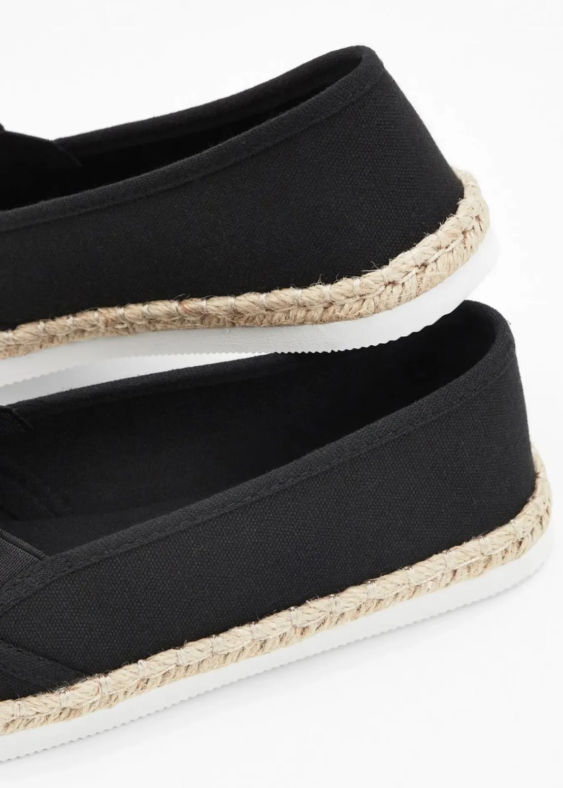 bonprix Strandmode|Slipper & Halbschuhe^Espadrilles in Bast-Optik schwarz