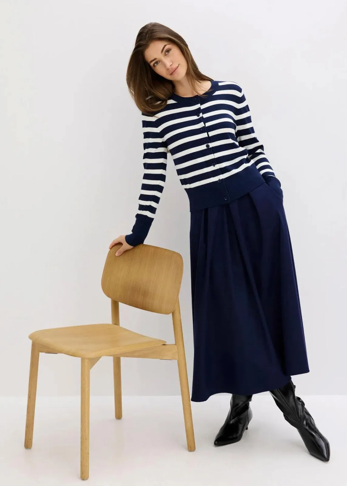 bonprix Bekleidung·Umstandsmode|Pullover & Strickjacken^Feinstrick-Cardigan mit Streifen dunkelblau/wollweiß gestreift
