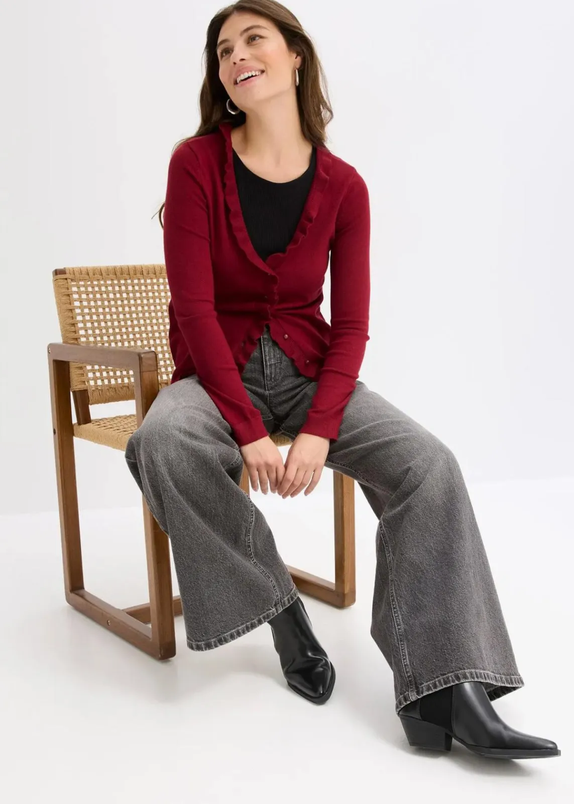 bonprix Strickmode|Pullover & Strickjacken^Feinstrickjacke aus fließendem Viskose-Mix pflaumenrot