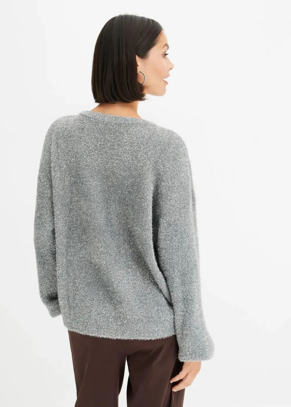 bonprix Pullover & Strickjacken|Bekleidung·Jeans^Feinstrickpullover grau/silber