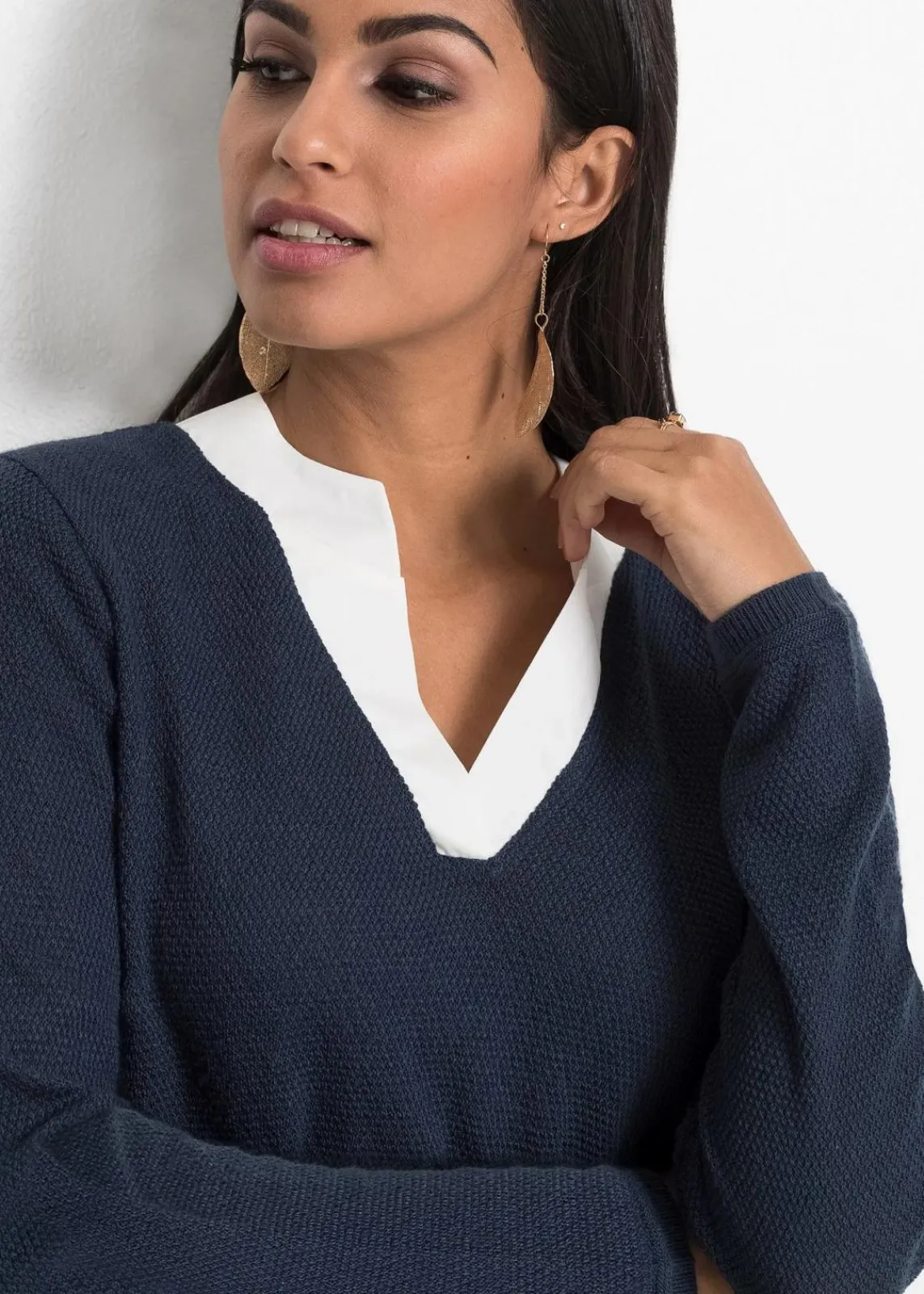 bonprix Pullover & Strickjacken|Bekleidung·Jeans^Feinstrickpullover mit Bluseneinsatz dunkelblau