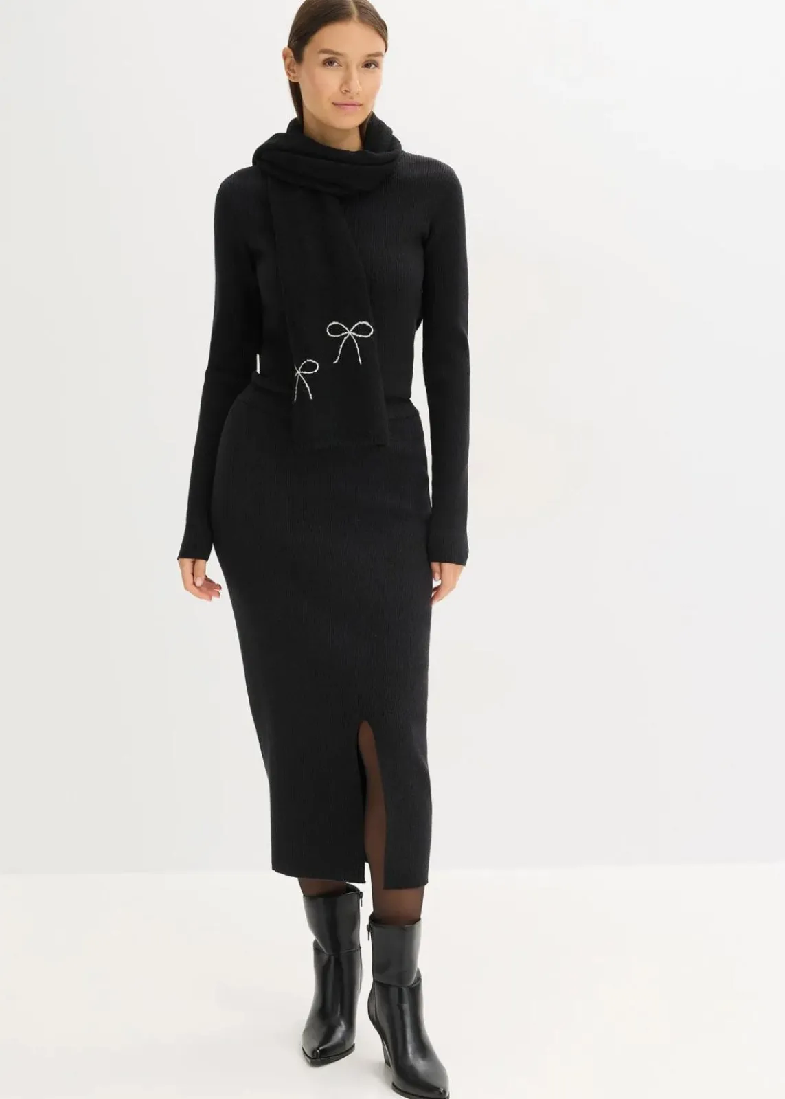 bonprix Bekleidung·Sportbekleidung|Nachhaltigere Materialien^Feinstrickrock aus softem Viskose-Mix schwarz
