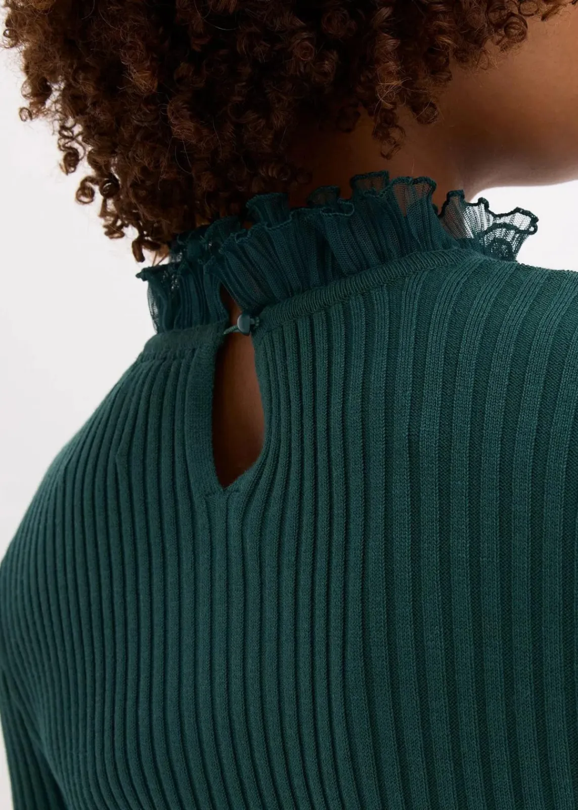 bonprix Shirts & Tops|Nachhaltigere Materialien^Feinstrick-Shirt mit Chiffon-Volants tiefgrün