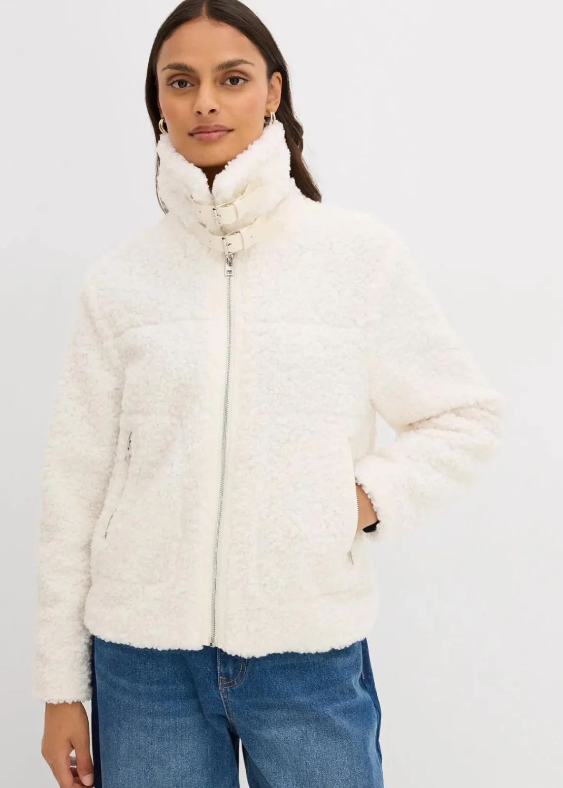 bonprix Bekleidung·Hosen|Nachhaltigere Materialien^Fellimitat-Jacke aus Teddyfleece creme