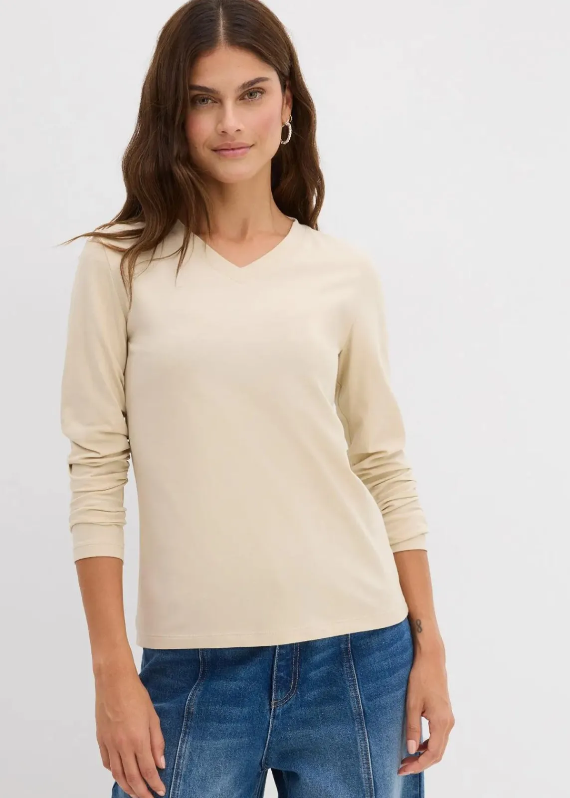 bonprix Shirts & Tops|Basics^Figurbetontes Langarmshirt hellsand