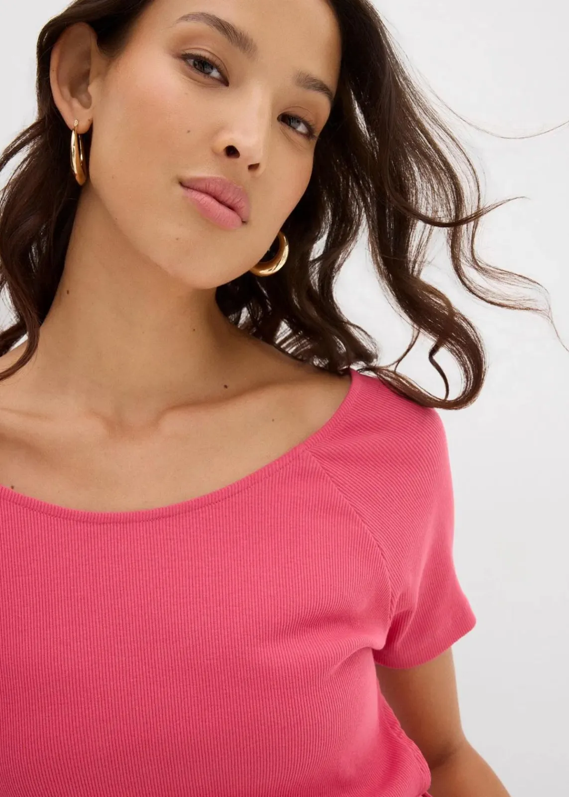 bonprix Nachhaltigere Materialien|Shirts & Tops^Figurbetontes T-Shirt aus reiner Bio-Baumwolle mediumpink