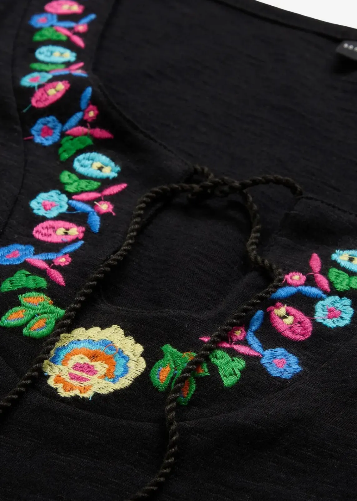 bonprix Bekleidung·Pullover & Strickjacken|Kleider^Flammgarn-Jerseykleid aus reiner Baumwolle schwarz geblümt