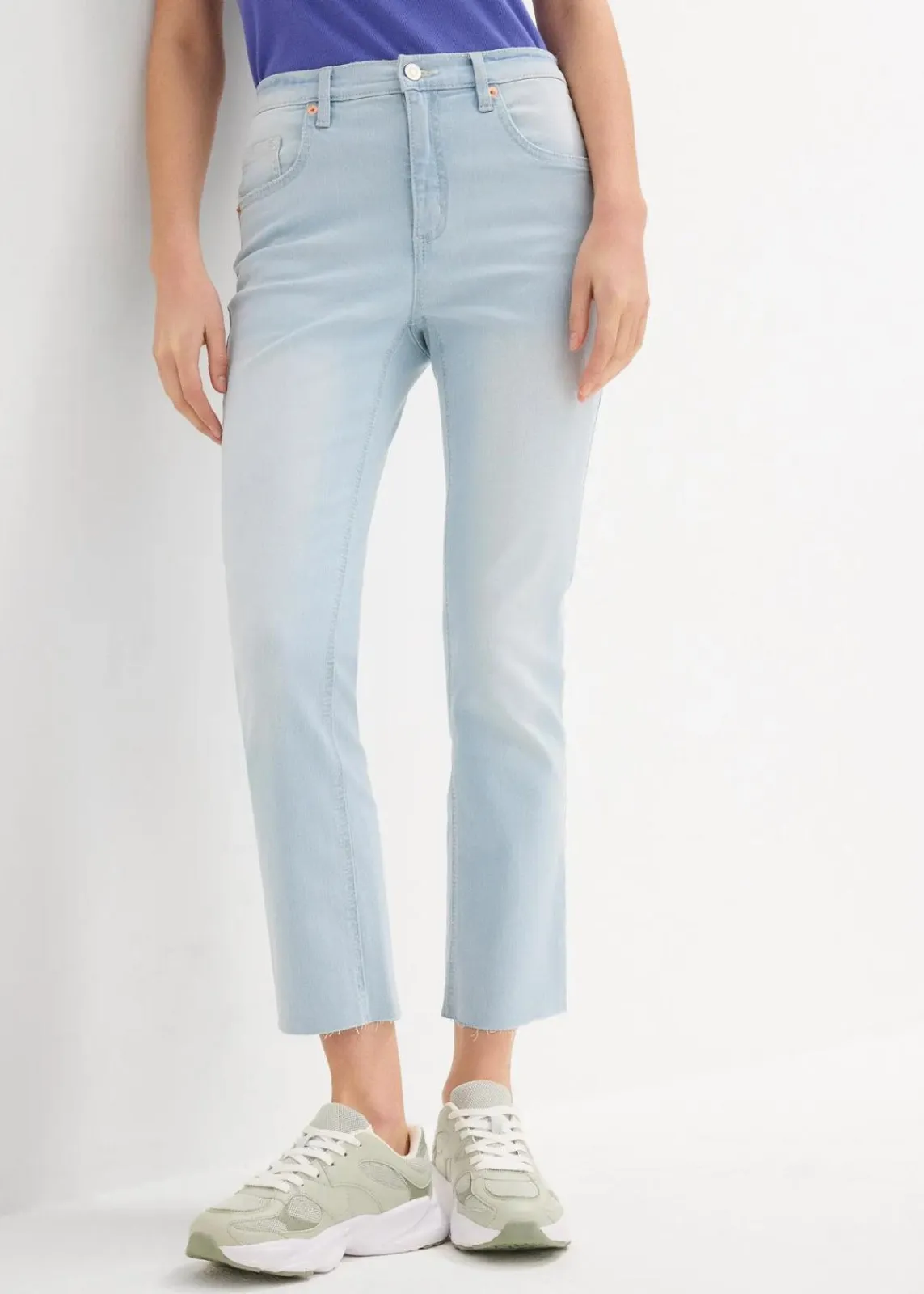 bonprix Jeans|Bekleidung·Shirts & Tops^Flared Jeans High Waist, cropped eisblau denim used