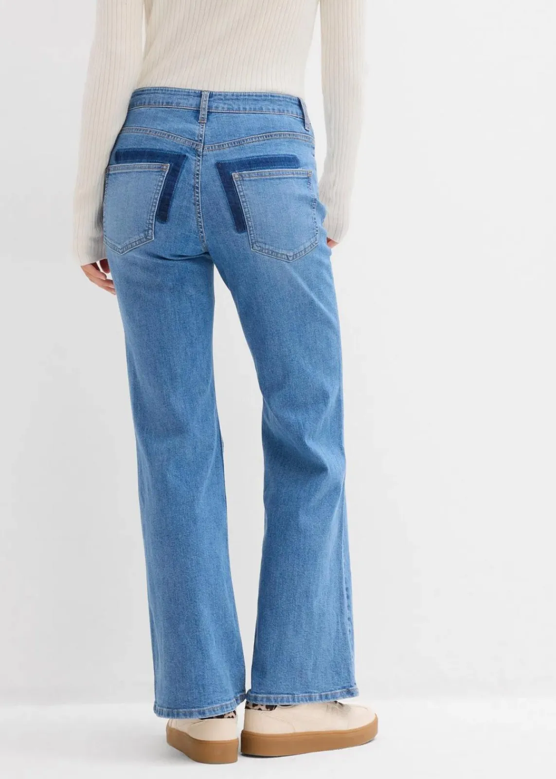 bonprix Bekleidung·Shirts & Tops|Jeans^Flared-Jeans Mid Waist hellblau denim used