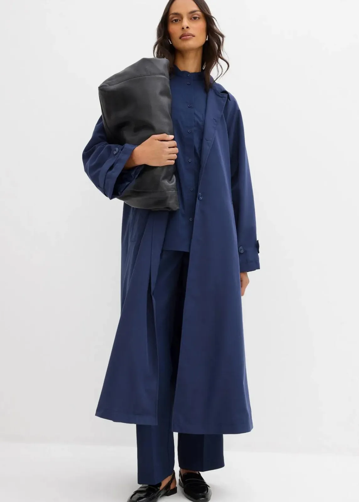 bonprix Bekleidung·Hosen|Jacken & Mäntel^Fließender Trenchcoat dunkelblau