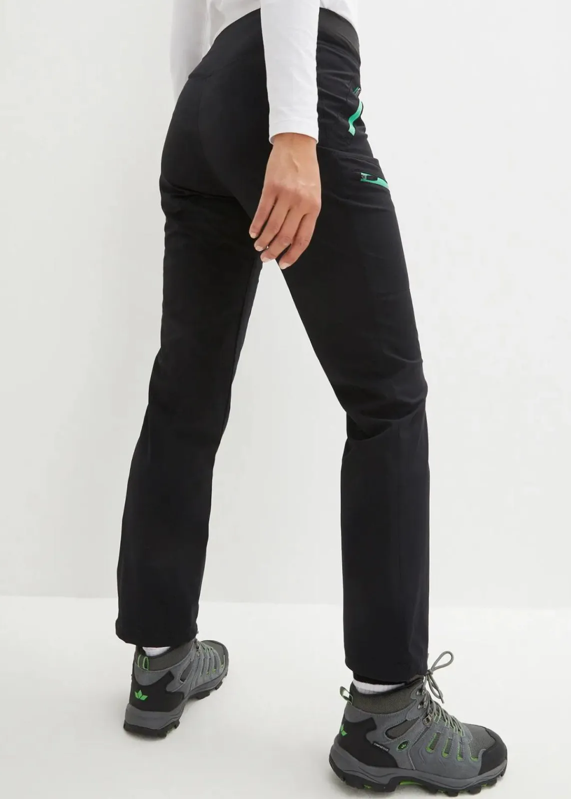 bonprix Bekleidung·Jumpsuits|Bekleidung·Sweat^Funktionshose mit Komfortbund, wasserabweisend schwarz
