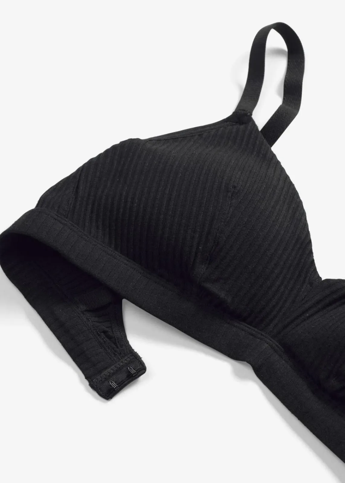 bonprix Wäsche·Baumwollunterwäsche|Nachhaltigere Materialien^Gepolstertes Bralette ohne Bügel aus gerippter Bio-Baumwolle schwarz