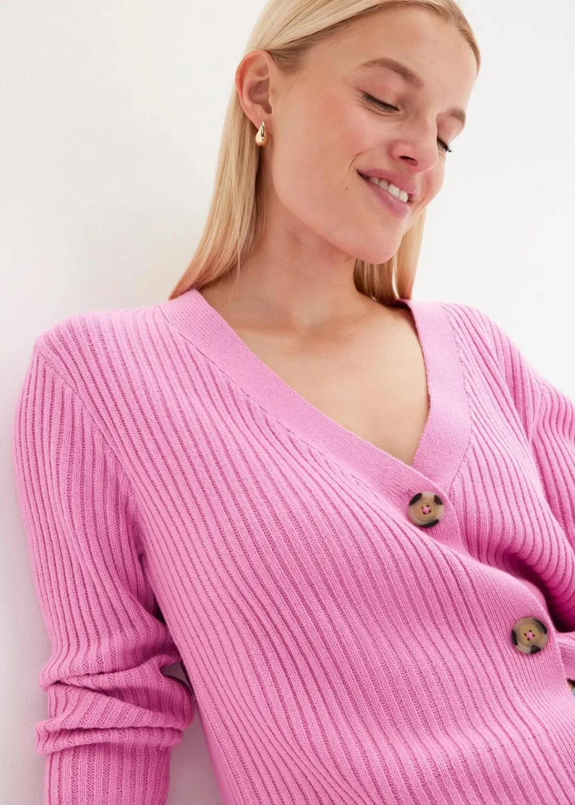 bonprix Bekleidung·Jeans|Pullover & Strickjacken^Gerippte Strickjacke rosapink
