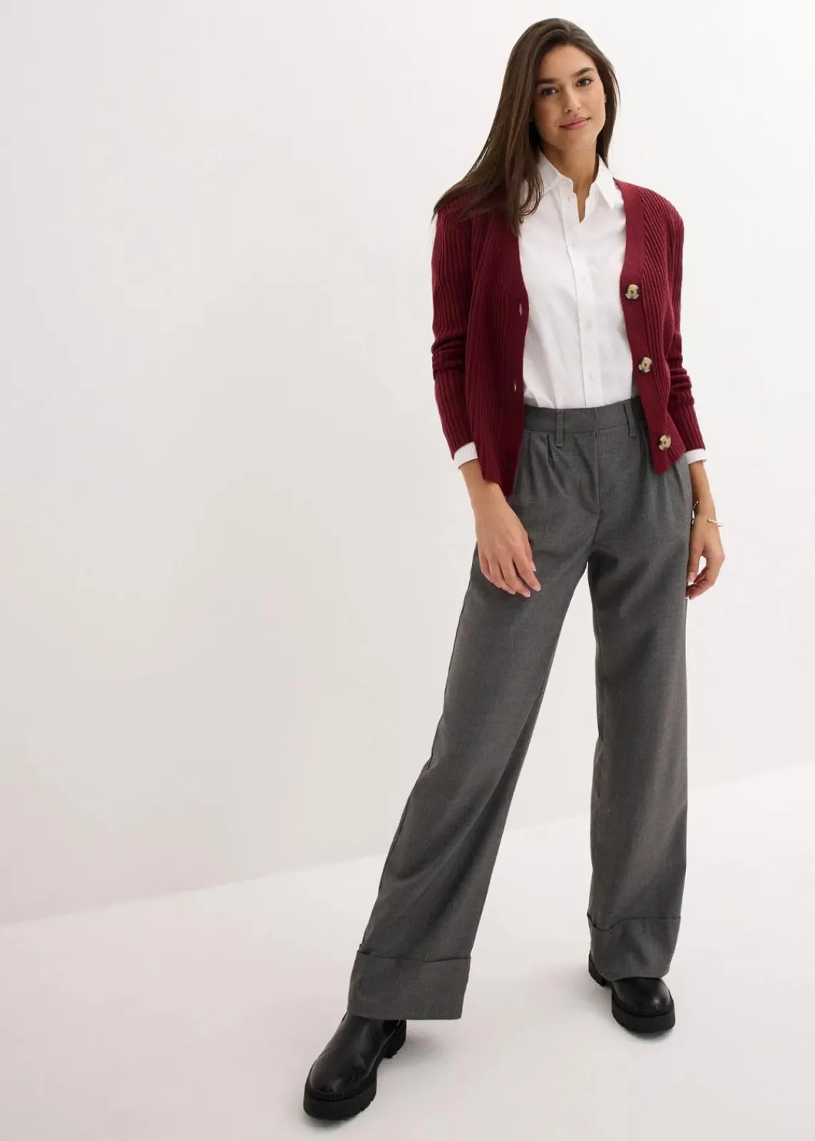 bonprix Bekleidung·Jeans|Pullover & Strickjacken^Gerippte Strickjacke rhododendronrot