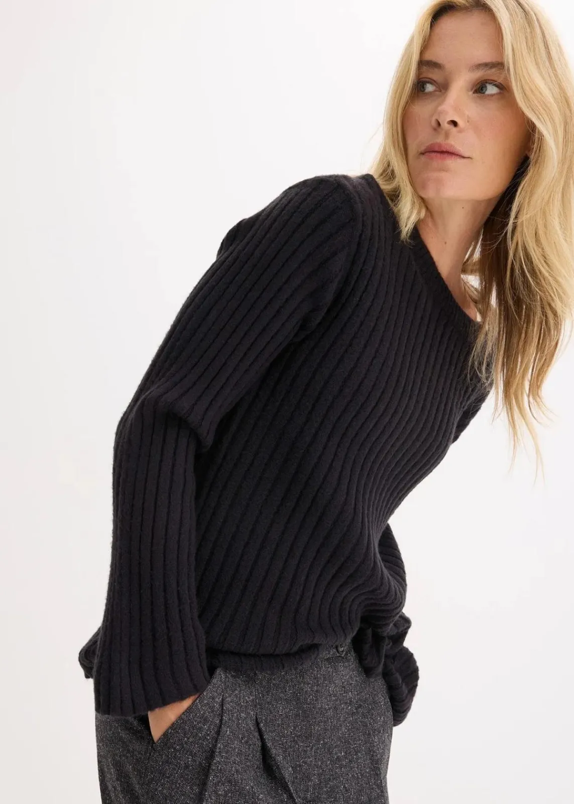bonprix Pullover & Strickjacken|Strickmode^Gerippter Oversize-Pullover schwarz