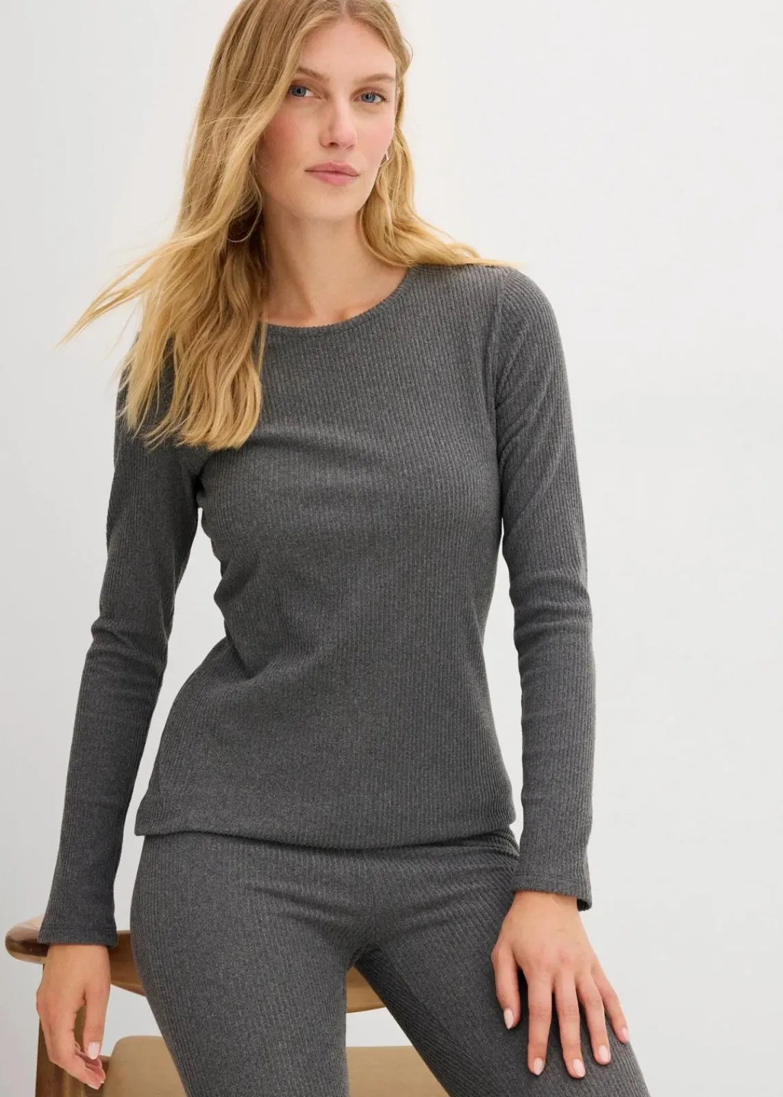 bonprix Bekleidung·Jumpsuits|Bekleidung·Röcke^Geripptes Thermoshirt grau meliert meliert