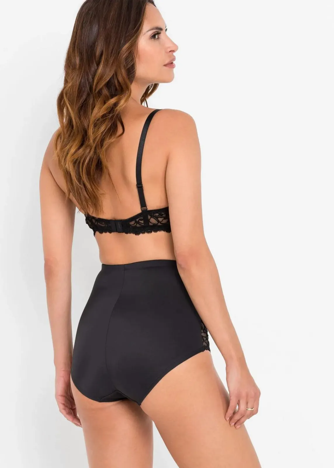 bonprix Wäsche·Dessous|Wäsche·Shapewear^Geschmückte Shape Panty mit mittlerer Formkraft schwarz
