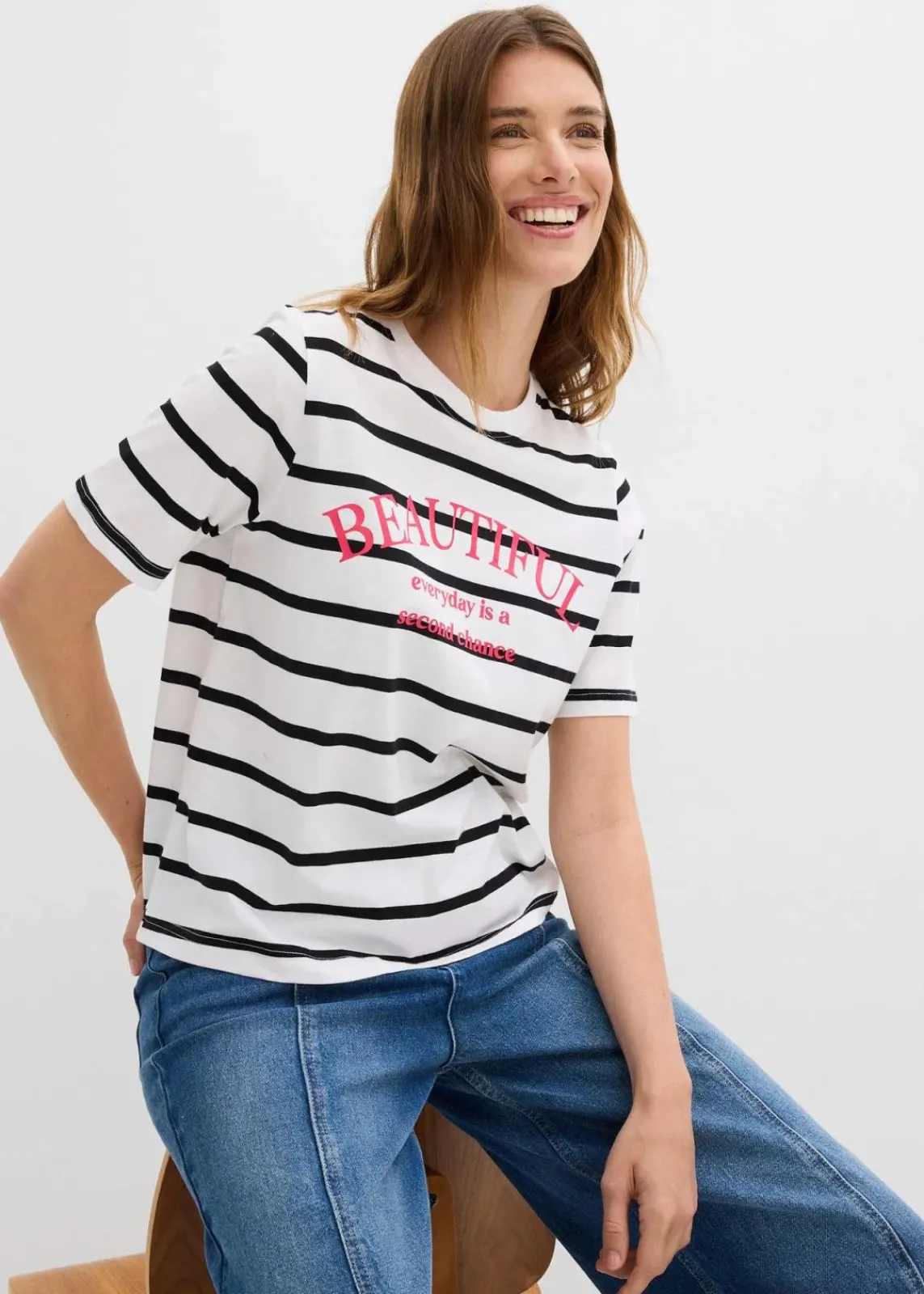 bonprix Shirts & Tops|Nachhaltigere Materialien^Gestreiftes T-Shirt aus reiner Baumwolle weiß/schwarz/hibiskuspink