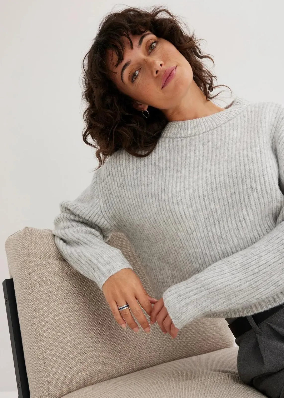 bonprix Bekleidung·Umstandsmode|Bekleidung·Jeans^Grobstrick-Pullover aus weichem Woll-Mix hellgrau meliert